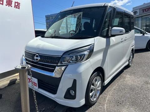 Nissan Dayz Roox