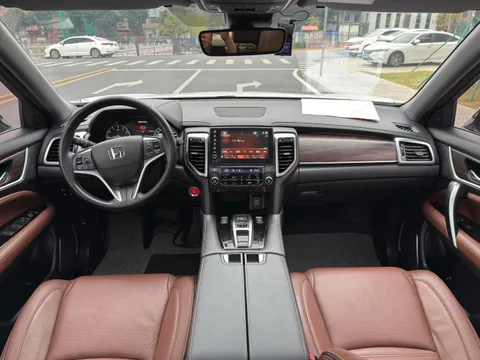 Honda UR-V