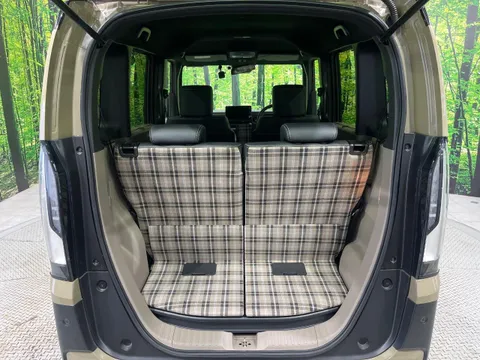 Honda N-BOX Joy