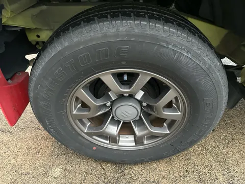 Suzuki Jimny Sierra