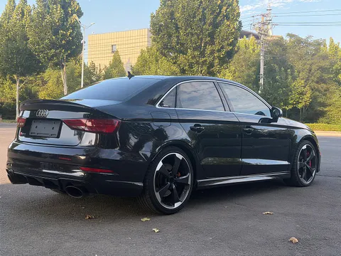 Audi RS