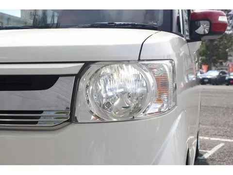 Honda N-BOX Slash