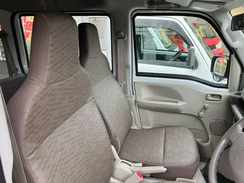 Mitsubishi Minicab Van