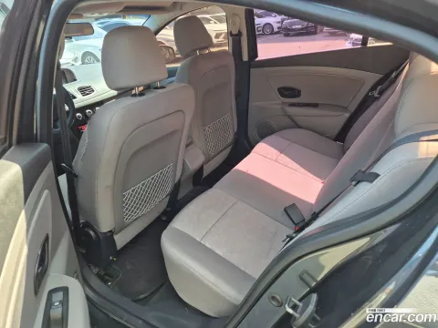 Renault SM3
