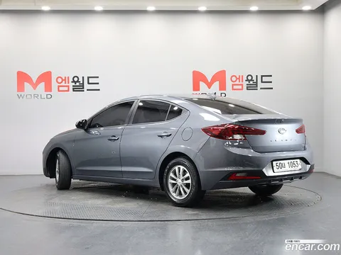 Hyundai Elantra (Avante)