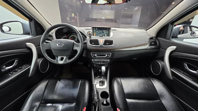 Renault SM3