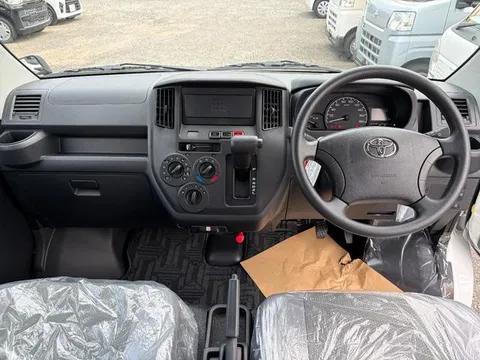 Toyota TownAce Van