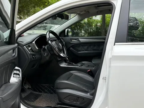 Roewe RX5