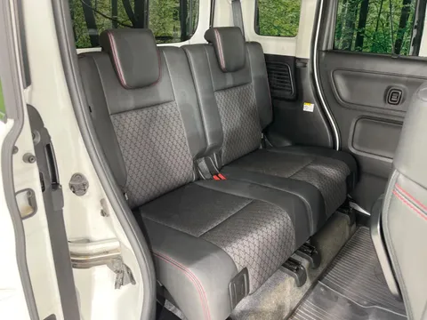 Suzuki Spacia Custom