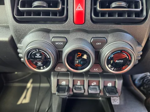 Suzuki Jimny Sierra
