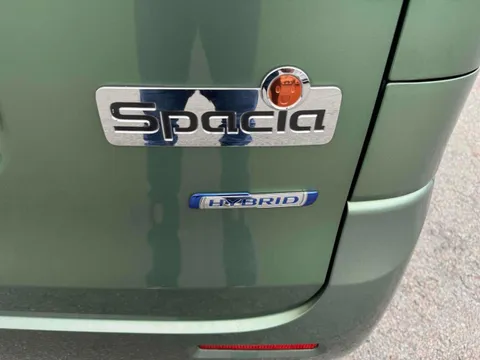 Suzuki Spacia