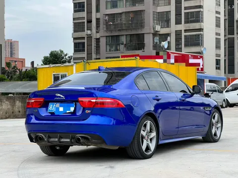 Jaguar XE