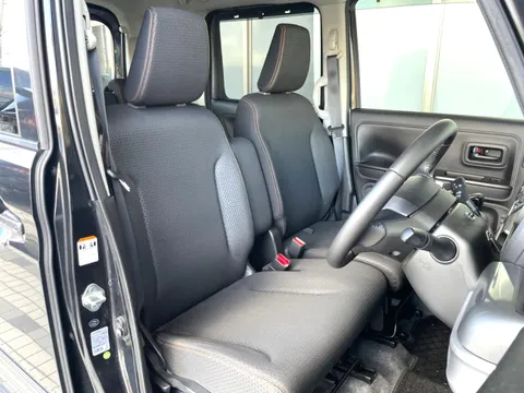 Suzuki Spacia Gear