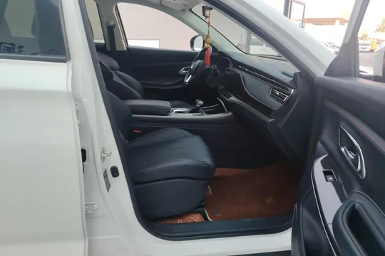 Changan X7