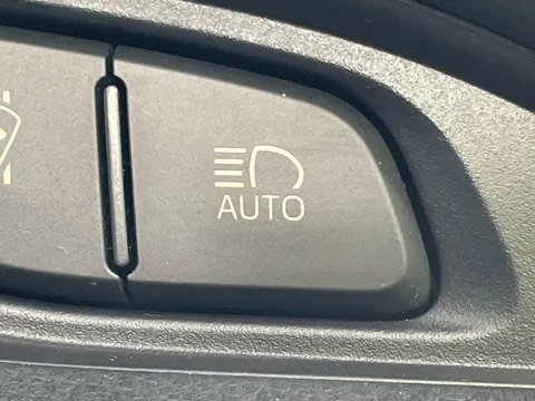 Toyota Yaris (Vitz)