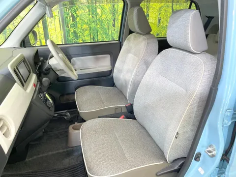 Daihatsu Mira Tocot