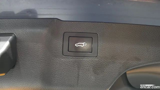 Hyundai Grand Santa Fe (Maxcruz)