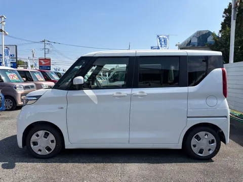 Mitsubishi eK Space