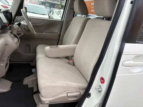 Honda N-BOX Plus
