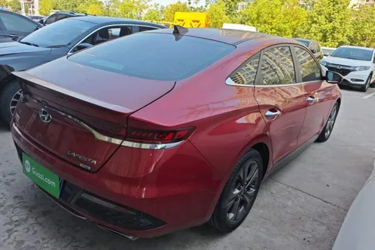 Hyundai Lafesta