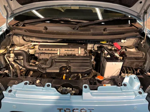 Daihatsu Mira Tocot