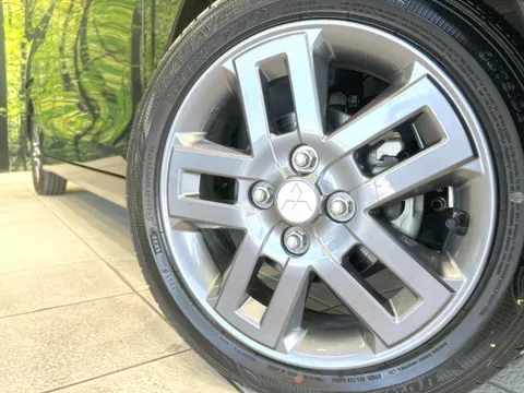 Mitsubishi Delica Mini