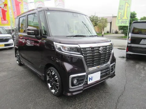 Suzuki Spacia Custom
