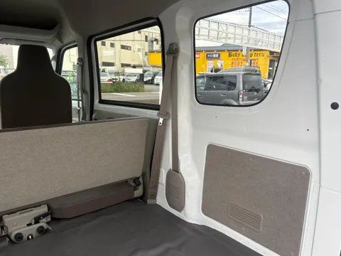 Mitsubishi Minicab Van