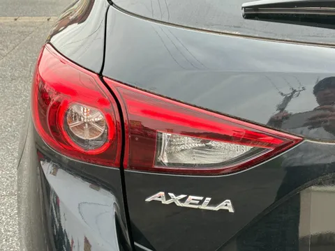 Mazda Axela Sport