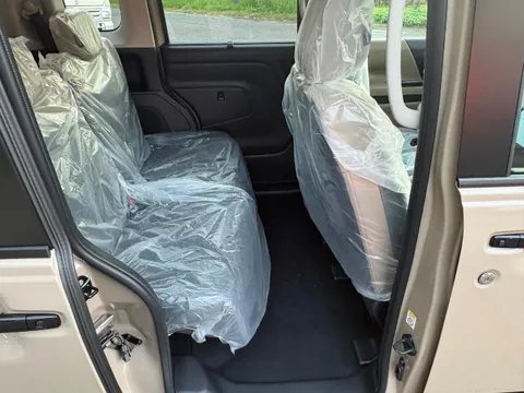 Mitsubishi Delica Mini