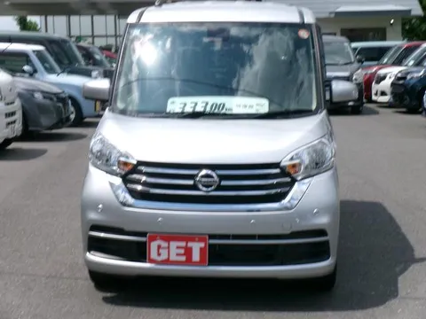 Nissan Dayz Roox