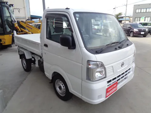 Nissan Clipper Truck