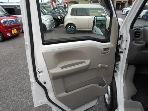 Nissan Clipper