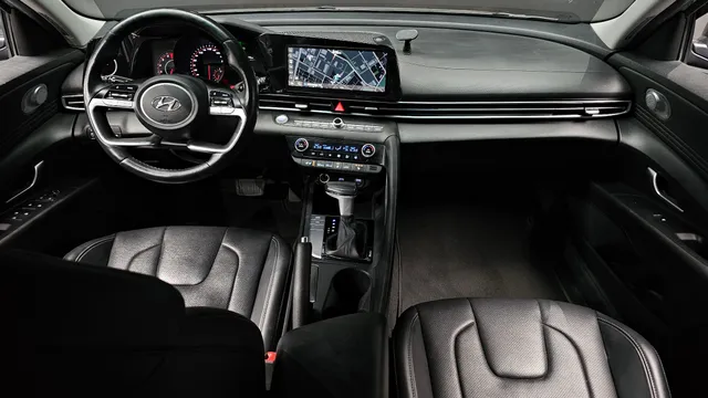 Hyundai Elantra (Avante)