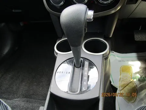 Mazda Verisa