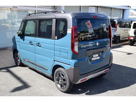 Suzuki Spacia Gear