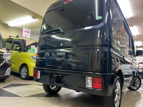 Mitsubishi Minicab Van