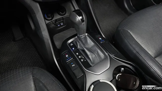 Hyundai Grand Santa Fe (Maxcruz)