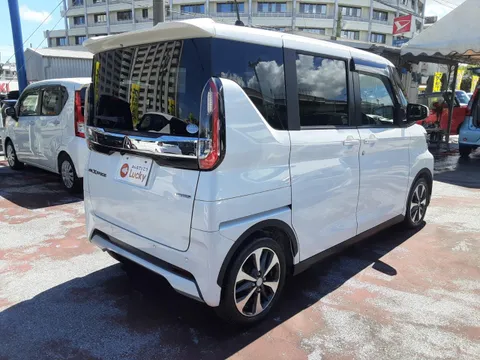 Mitsubishi eK X Space