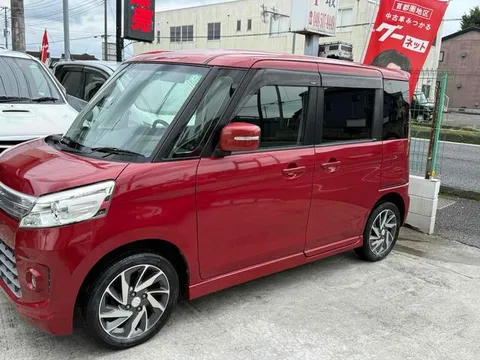 Suzuki Spacia Custom