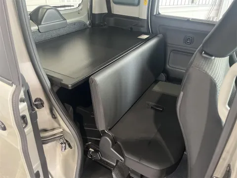 Suzuki Spacia Base