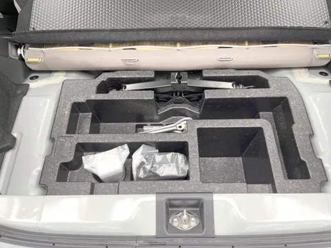 Daihatsu Mira Tocot