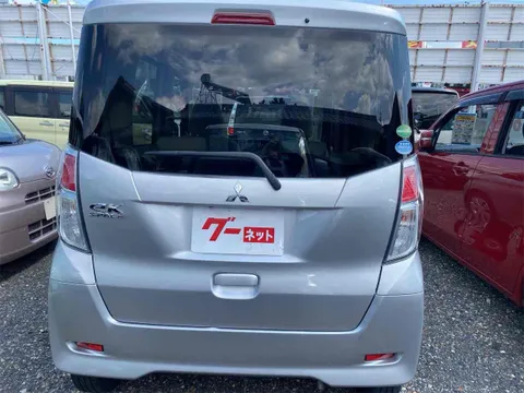 Mitsubishi eK Space