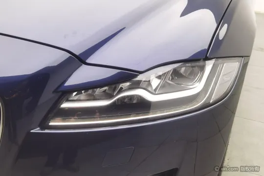 Jaguar XFL