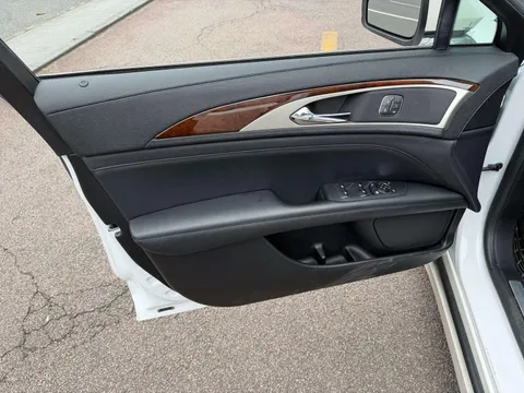 Lincoln MKZ