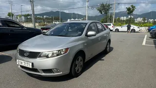 Kia Cerato (Forte)