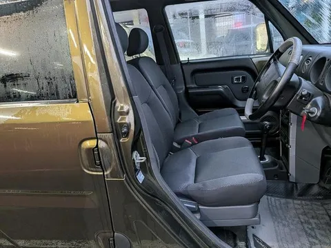 Daihatsu Naked