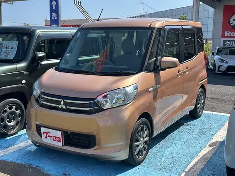 Mitsubishi eK Space