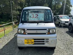 Mitsubishi Minicab Van