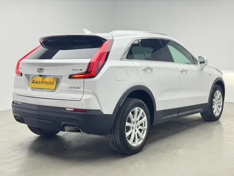 Cadillac XT4
